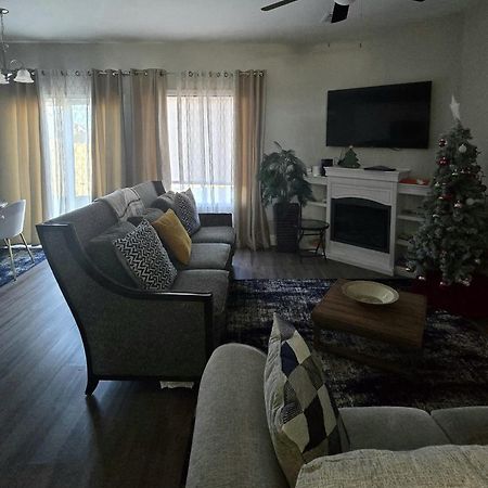 Gorgeous 3 Bedroom Home With Cable Tv In All Rooms & Free Wi-Fi Concord Dış mekan fotoğraf